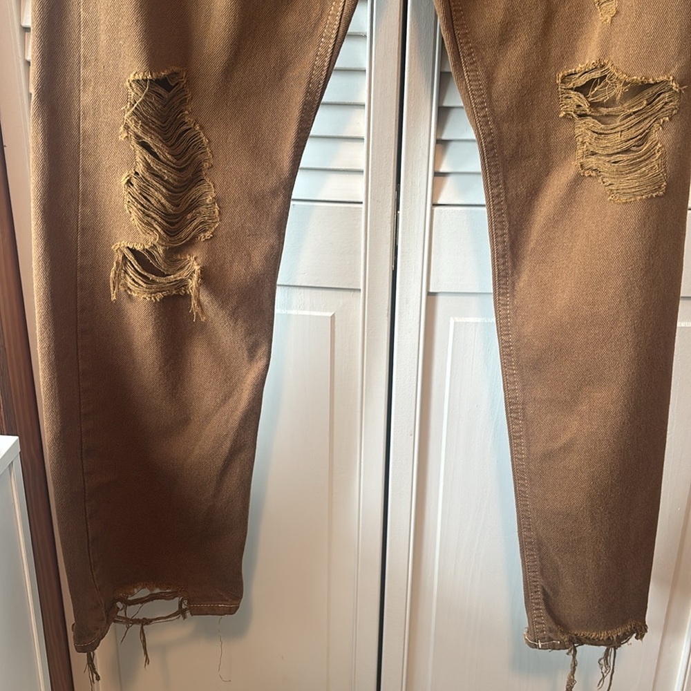 BDG High Rise Distressed Jeans in Rust - Picture 5 of 6